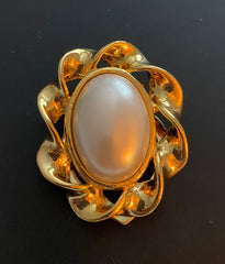 Scarf Clip, Pin, Large Baroque Pearl with Gold Tone Swirling Setting, 1960s Vintage Jewelry
